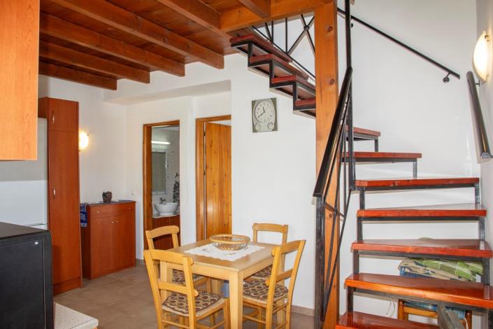 Image No.6-2 Bed House for sale