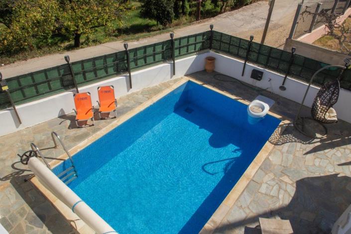 Image No.18-2 Bed House for sale