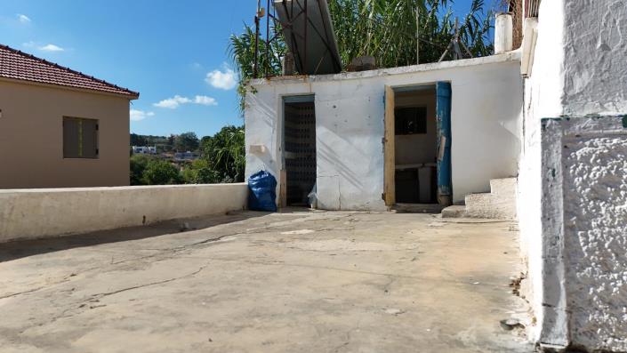 Image No.9-2 Bed Hotel for sale