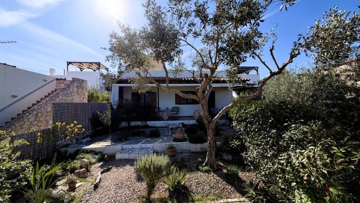 Image No.24-2 Bed Villa for sale