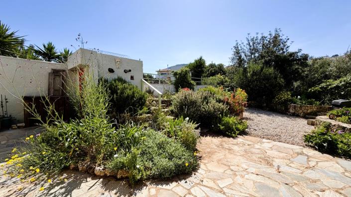 Image No.2-2 Bed House for sale