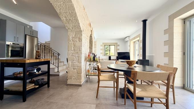 Image No.8-3 Bed Villa for sale