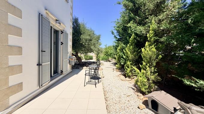 Image No.17-3 Bed Villa for sale