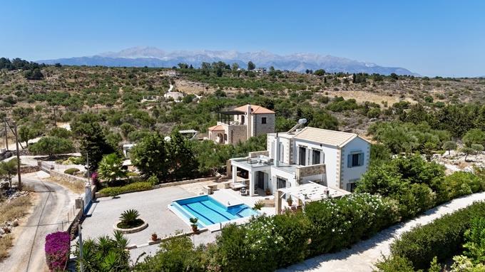 Image No.23-3 Bed Villa for sale