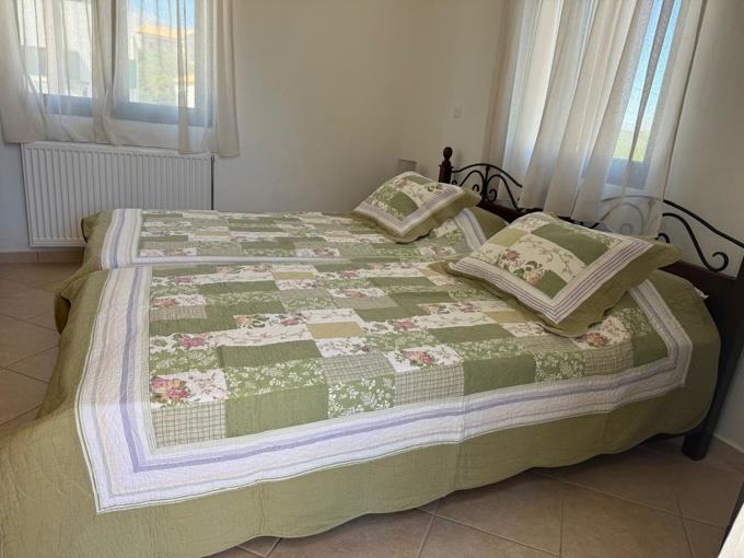 Image No.23-2 Bed House for sale
