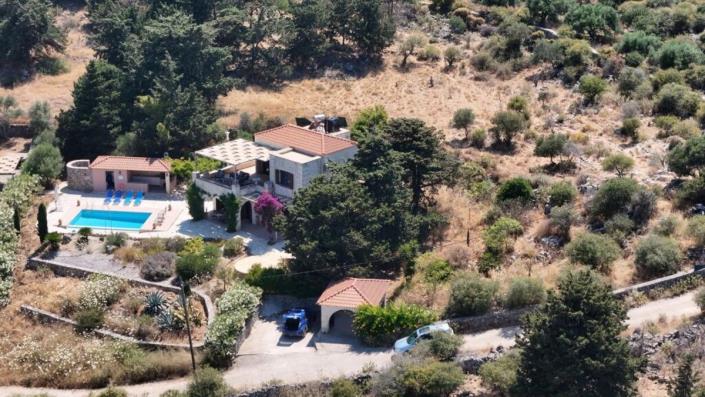 Image No.10-3 Bed Villa for sale