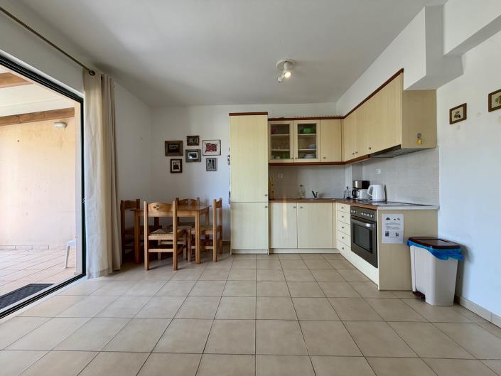 Image No.7-2 Bed House for sale