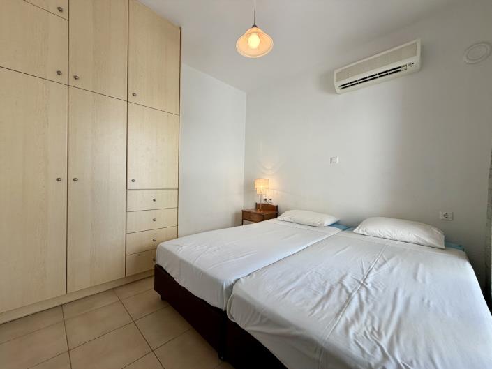 Image No.18-2 Bed House for sale