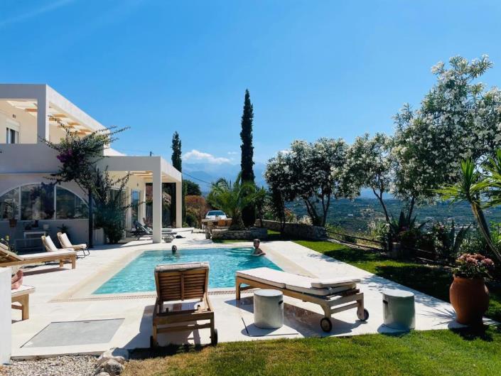 Image No.3-3 Bed Villa for sale