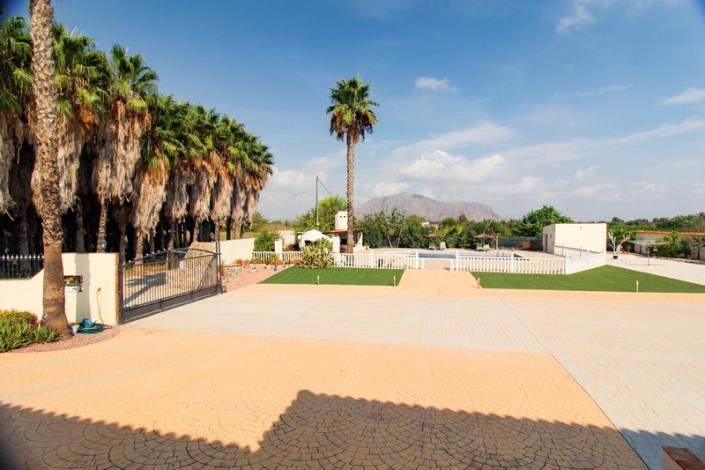 Image No.53-4 Bed Country Property for sale