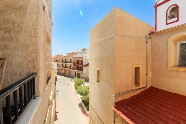 Image No.8-3 Bed Apartment for sale