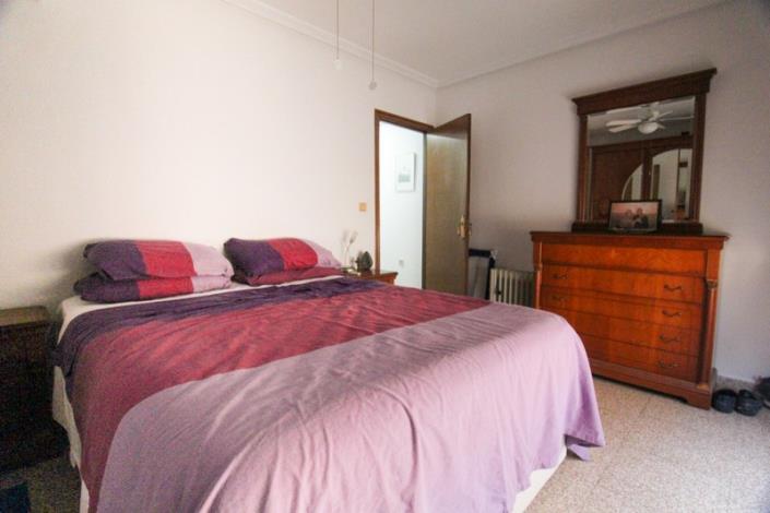 Image No.11-3 Bed Apartment for sale