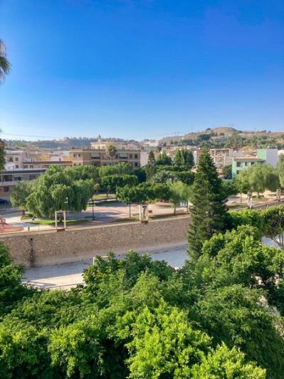 Image No.21-3 Bed Apartment for sale