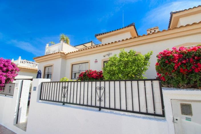 Image No.2-3 Bed Quad for sale