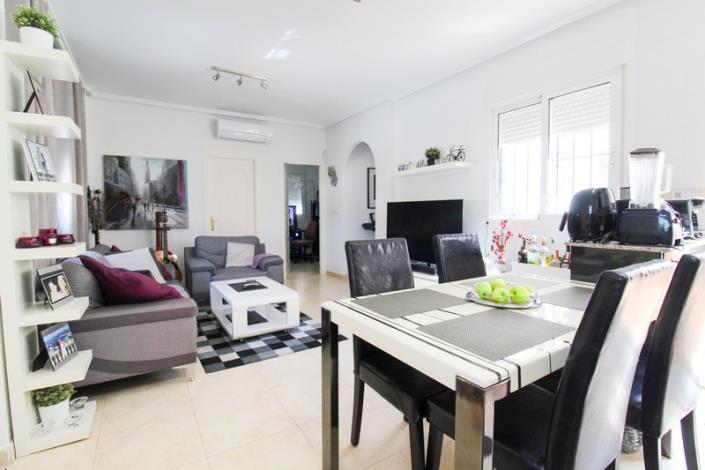 Image No.15-3 Bed Quad for sale