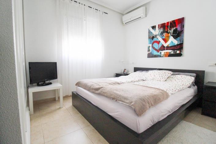 Image No.18-3 Bed Quad for sale