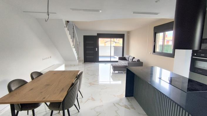 Image No.5-Jumelé de 2 chambres à vendre à Los Montesinos