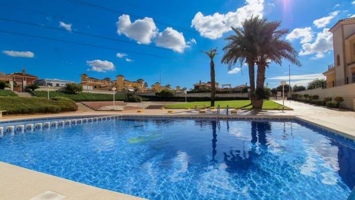 Image No.2-Villa / Détaché de 5 chambres à vendre à Algorfa