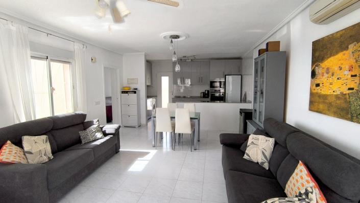 Image No.6-3 Bed Villa / Detached for sale