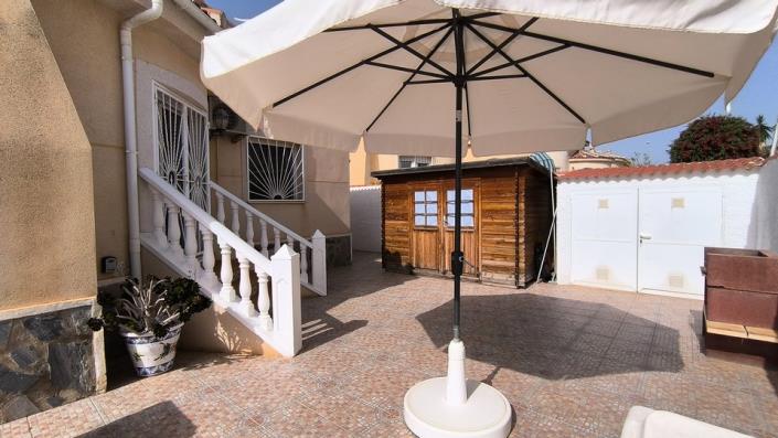 Image No.18-3 Bed Villa / Detached for sale