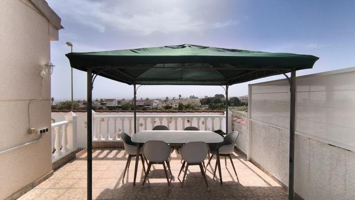 Image No.21-3 Bed Villa / Detached for sale