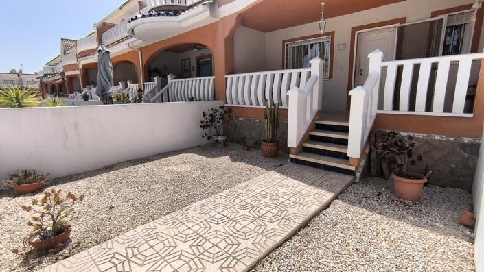 Image No.4-3 Bed Townhouse for sale