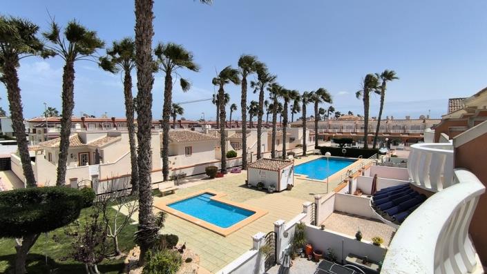 Image No.24-3 Bed Townhouse for sale