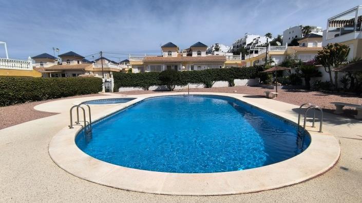 Image No.24-2 Bed Semi-Detached for sale