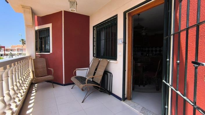 Image No.4-3 Bed Townhouse for sale