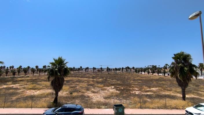 Image No.19-3 Bed Townhouse for sale