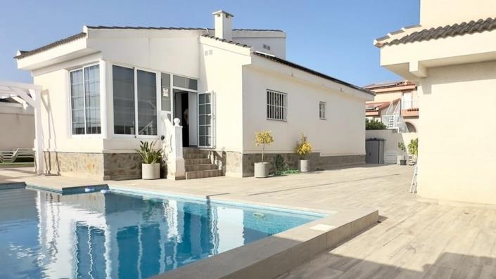 Image No.2-Villa / Détaché de 4 chambres à vendre à Ciudad Quesada