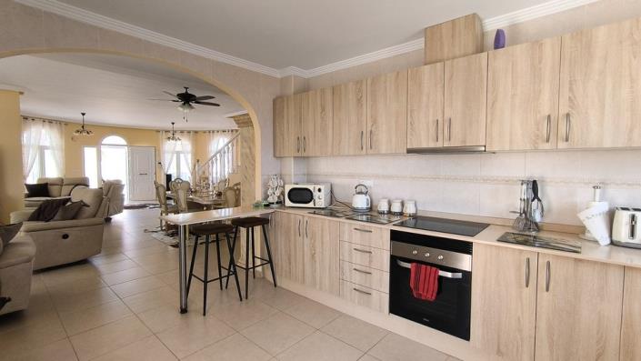 Image No.14-4 Bed Villa / Detached for sale