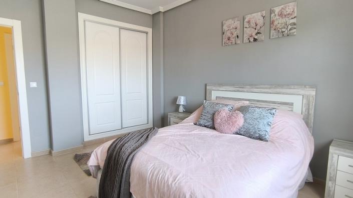 Image No.16-4 Bed Villa / Detached for sale