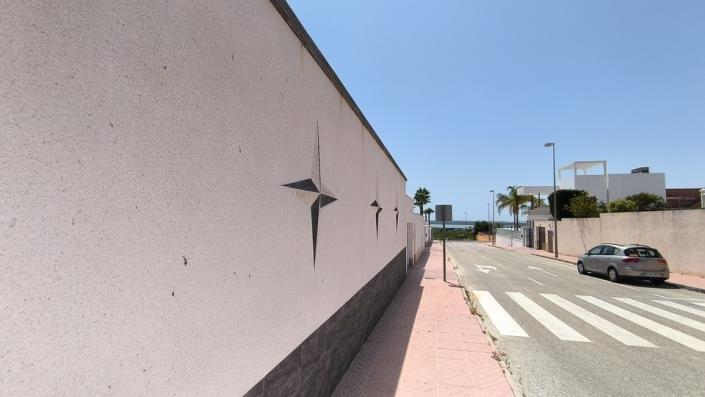 Image No.50-4 Bed Villa / Detached for sale