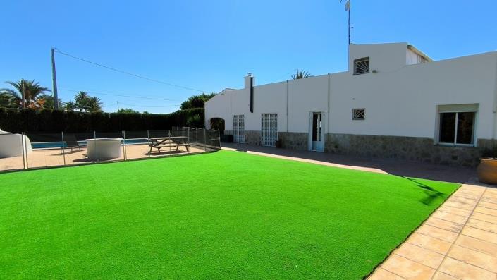 Image No.43-5 Bed Country House for sale