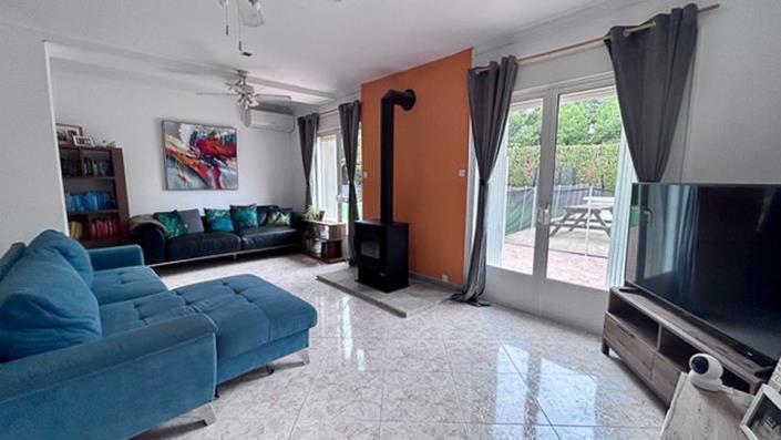 Image No.6-5 Bed Country House for sale