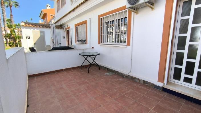 Image No.19-3 Bed Townhouse for sale
