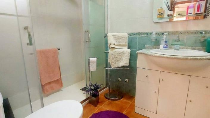 Image No.13-3 Bed Villa / Detached for sale