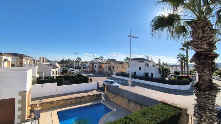 Image No.29-3 Bed Villa / Detached for sale