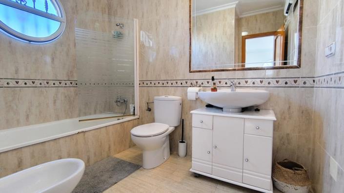 Image No.23-3 Bed Quad for sale