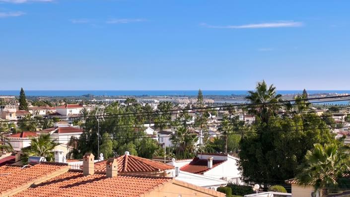 Image No.2-3 Bed Villa / Detached for sale