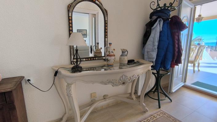 Image No.10-3 Bed Villa / Detached for sale