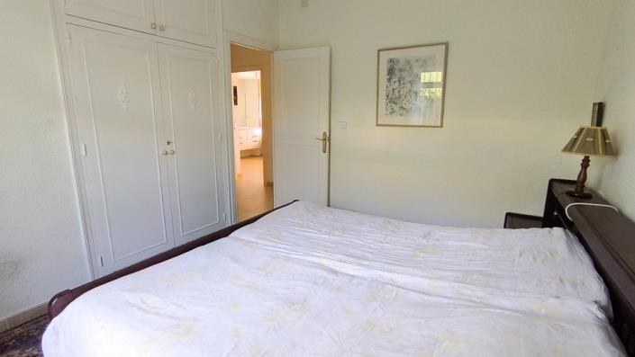 Image No.26-3 Bed Villa / Detached for sale