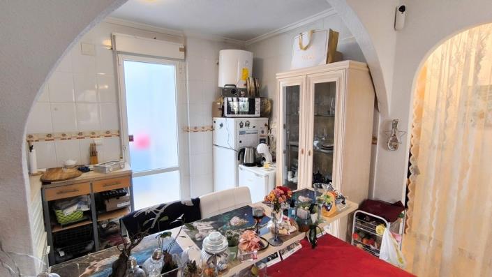 Image No.6-2 Bed Bungalow for sale