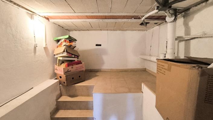 Image No.21-2 Bed Bungalow for sale