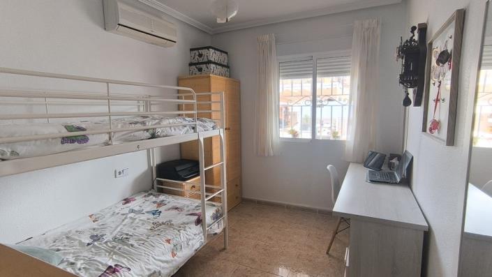 Image No.19-3 Bed Villa / Detached for sale