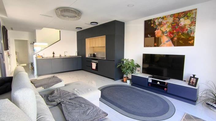 Image No.2-3 Bed Villa / Detached for sale