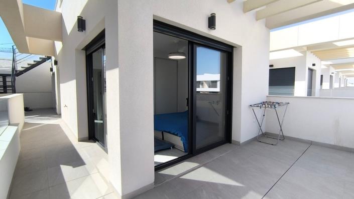 Image No.16-3 Bed Villa / Detached for sale