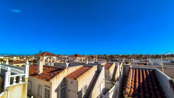 Image No.25-3 Bed Villa / Detached for sale