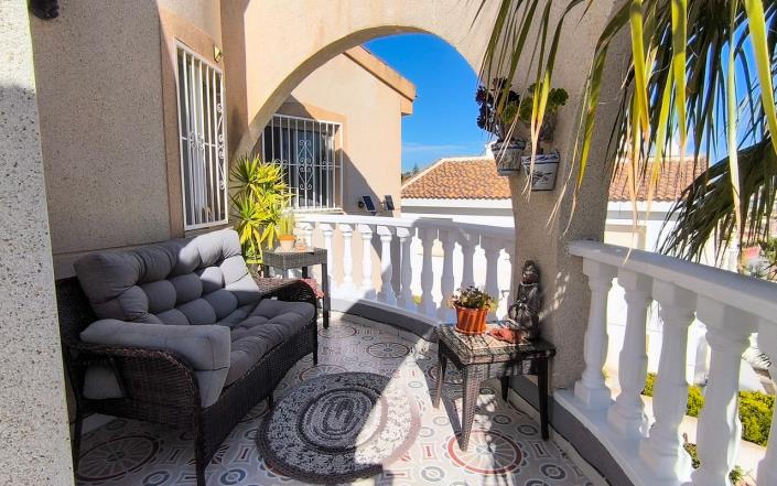 Image No.5-4 Bed Villa / Detached for sale